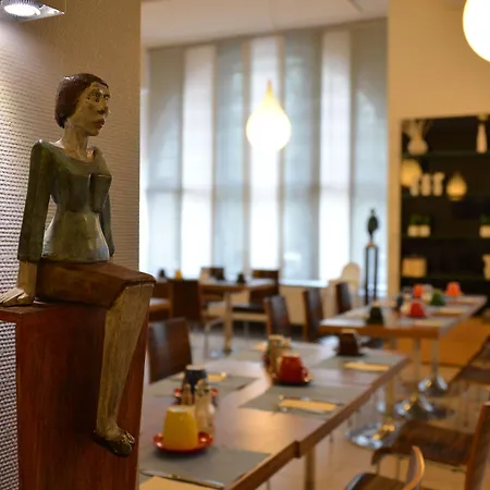 Arthotel 3*