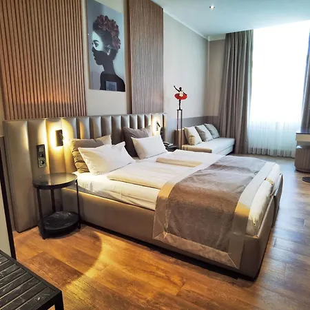 Arthotel 3*