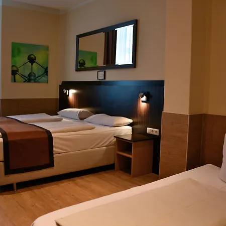 Arthotel 3*