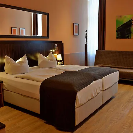 Arthotel Hotel 3*